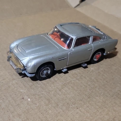 Corgi Toys James Bond Aston Martin DB5 Silver Diecast Car with Ejector Seat
