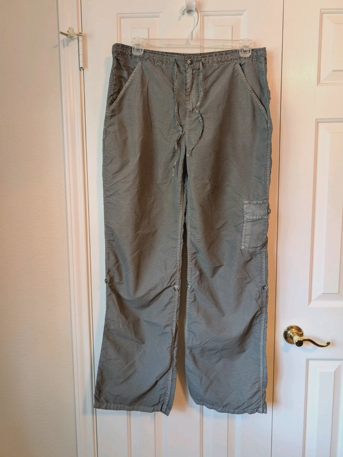 Gramicci women's pants, NWOT sz 12 roll-up legs, waist detailing, drawstring
