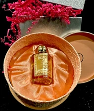🎁Vintage Evyan White Shoulders Pure Perfume .26oz/7.8ml NIB + Gift Boxed w/Trim