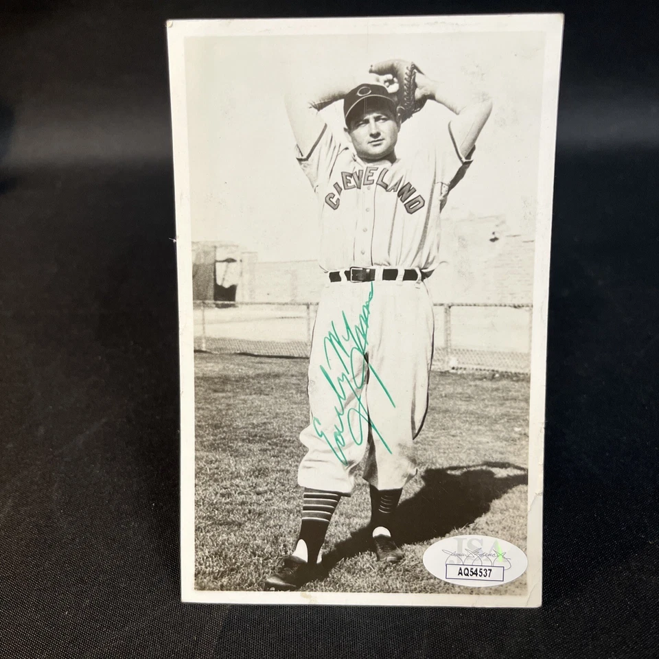 Early Wynn signed autographed 1951 postcard, during 1st 20 game win season JSA! - Image 3 of 4