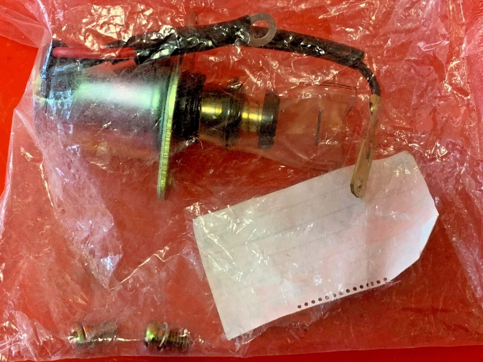 NUEVO OEM HITACHI ES137 Solenoide de cierre de combustible para motor Mazda GLC 1,5 L 1982-1985 Foto 2 de 4