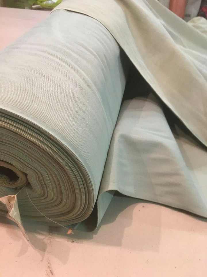 TESSUTO IN VELLUTO DI COTONE A RIGHE ANCHE PER ARREDO art 465 10C PREZZO AL MT - Immagine 2 di 4