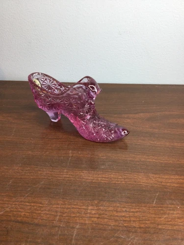 Fenton Stamped Pink Cat Head Slipper Glass Shoe Daisy & Button Vintage Trinket