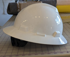 NEW MSA V-Gard White Hard Hat w/ Ratchet Suspension, ANSI Class E, FREE SHIP