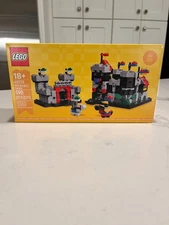 LEGO #40775 Mini Knight’s Castle - FREE SAME DAY SHIPPING