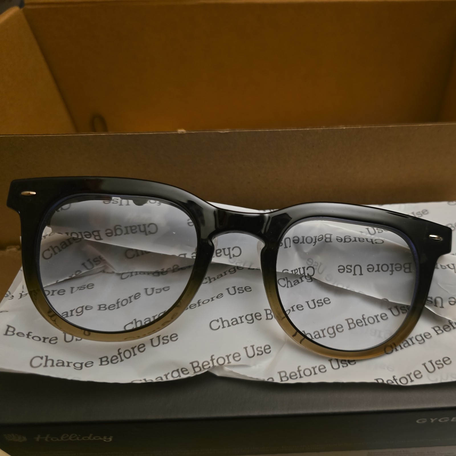 Halliday Gradient with Ring AI Smart Glasses green text ver 1. Kstarter L@@K 