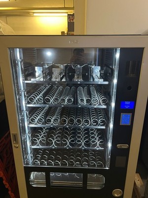 FAS POWER LIFT 1050 Snackautomat mit  Münzwechsler