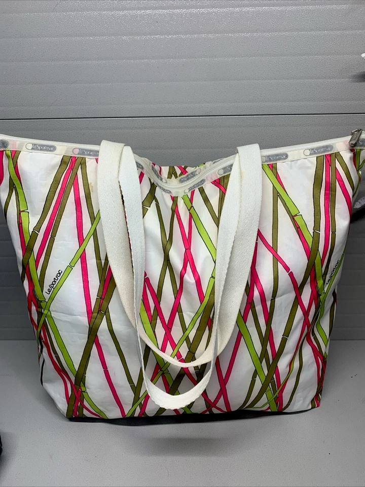 Bolsa tote LeSportsac bambu remix rosa/verde náilon tamanho grande - Imagem 3 de 4