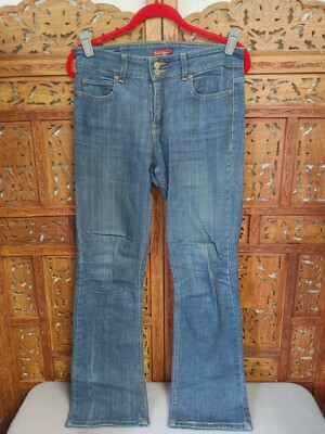 Vintage Levi's Women s 526 Slender Boot Cut Jeans Dark Red Tag Denim 8M
