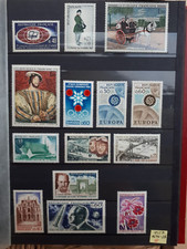 timbres France : 1967 YT n° 1515 à 1528  NEUF **
