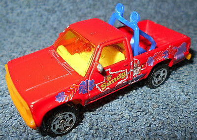 1987 MATCHBOX DODGE DAKOTA SPONGEBOB SANDY 1:63 RED DIECAST PICKUP TRUCK - NICE