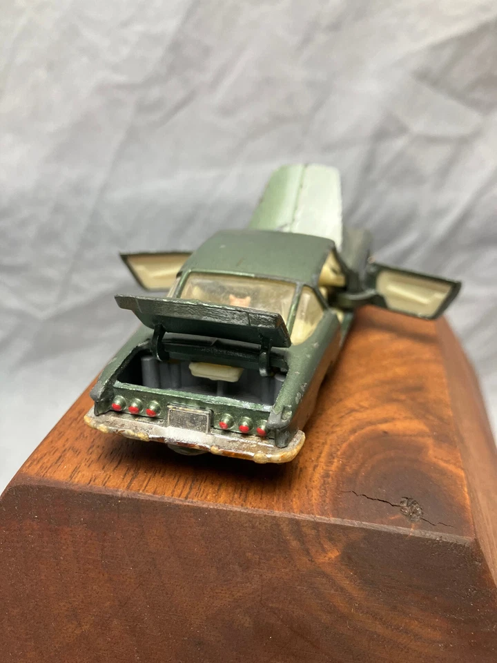 Corgi   Ghia  L6.4 - Image 4 of 4