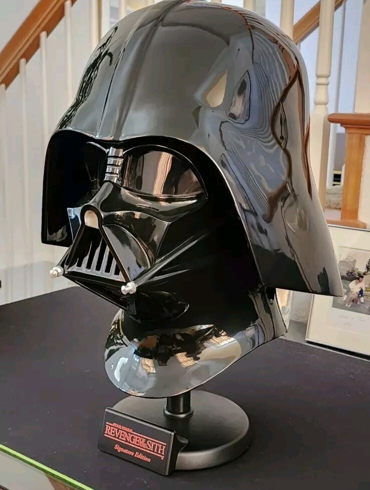 Star Wars Darth Vader Helmet by Master Replicas 2005 EFX Signature