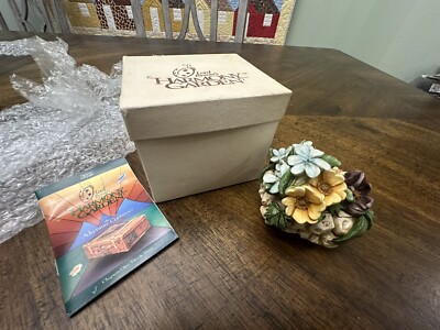 Harmony Kingdom Alpine Flower Lord Byrons Harmony Garden HG3AL Ladybug