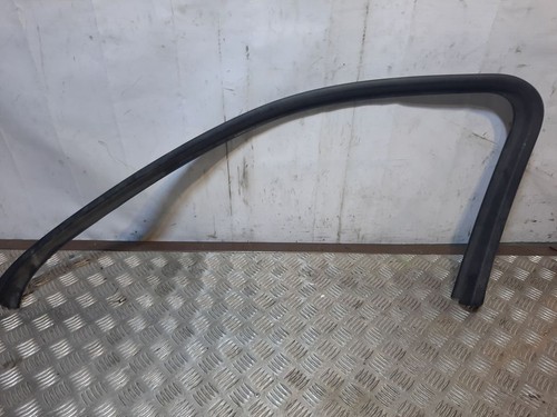 Volkswagen Touareg II 2013 Verkleidung Türfenster Türscheibe vorne ATV7607