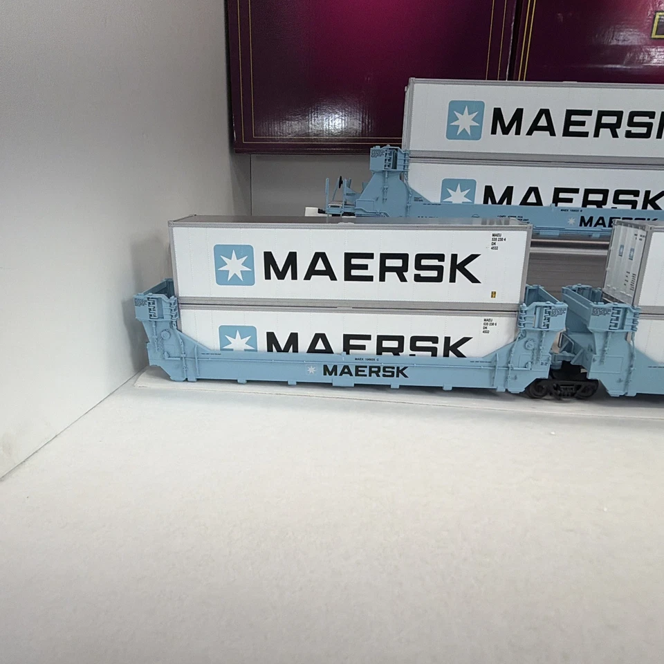 MTH Premier 20-2889A 20-2889B Maersk Juego de contenedores de doble pila para 5 autos calibre O nuevo Foto 4 de 4
