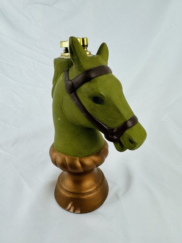 Encendedor de mesa japonés vintage cerámica caballo pieza de ajedrez diseño cobre verde - Imagen 3 de 7