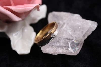 Ring Edelstahl, teilweise vergoldet, mit Strassstein, Gr. 58 (18,4 mm) - Bild 1 von 4