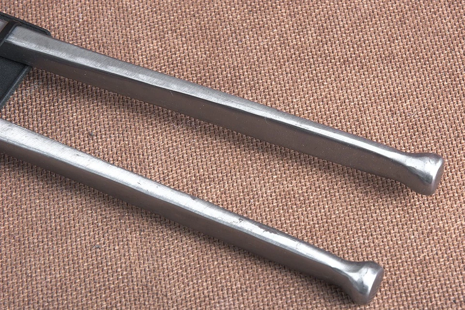 47RI 12" Hilason Horse Stable Care Farrier Tools Cutter Carbon Steel - Image 3 of 3