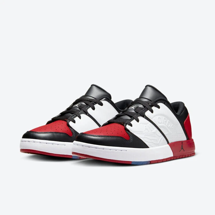 Hombres Nike Air Jordan Nu Retro 1 Zapatos de Baloncesto Bajos Negro Blanco Rojo DV5141 601 Foto 3 de 4