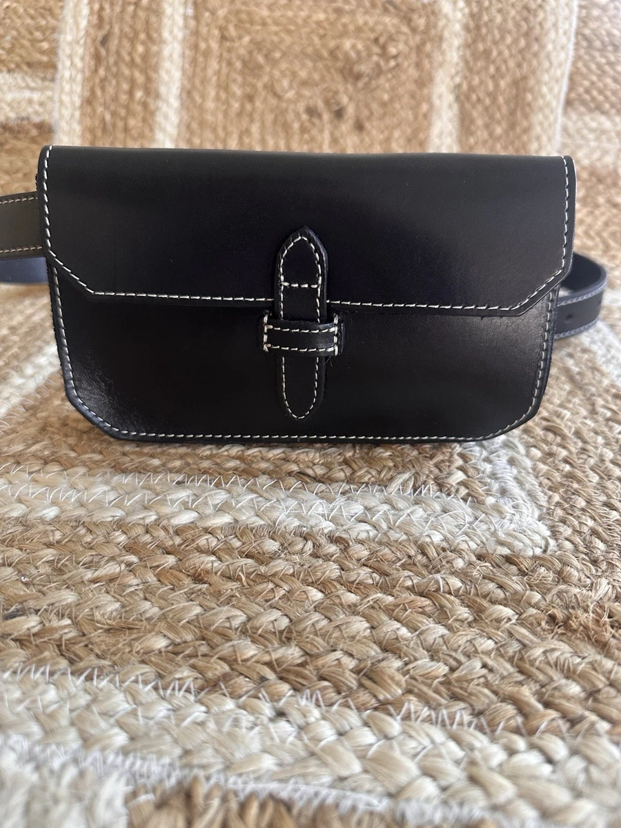 Banana Republic Leather Exterior Bags & Handbags for Women  display picture 1