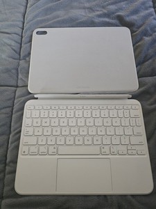 apple magic keyboard 10.9インチ　激安 Apple Magic Keyboard for iPad 10th Gen. - US English for sale