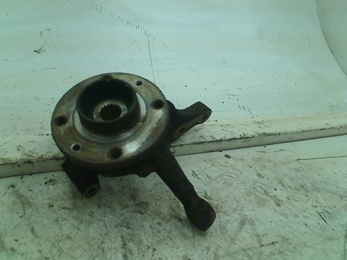 WIELNAAF LINKS VOOR Renault Clio II (BB/CB) Hatchback 1.2 (D7F-720) 1999