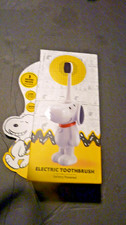 Peanuts New Snoopy Electric Toothbrush W/3 Brush Heads new