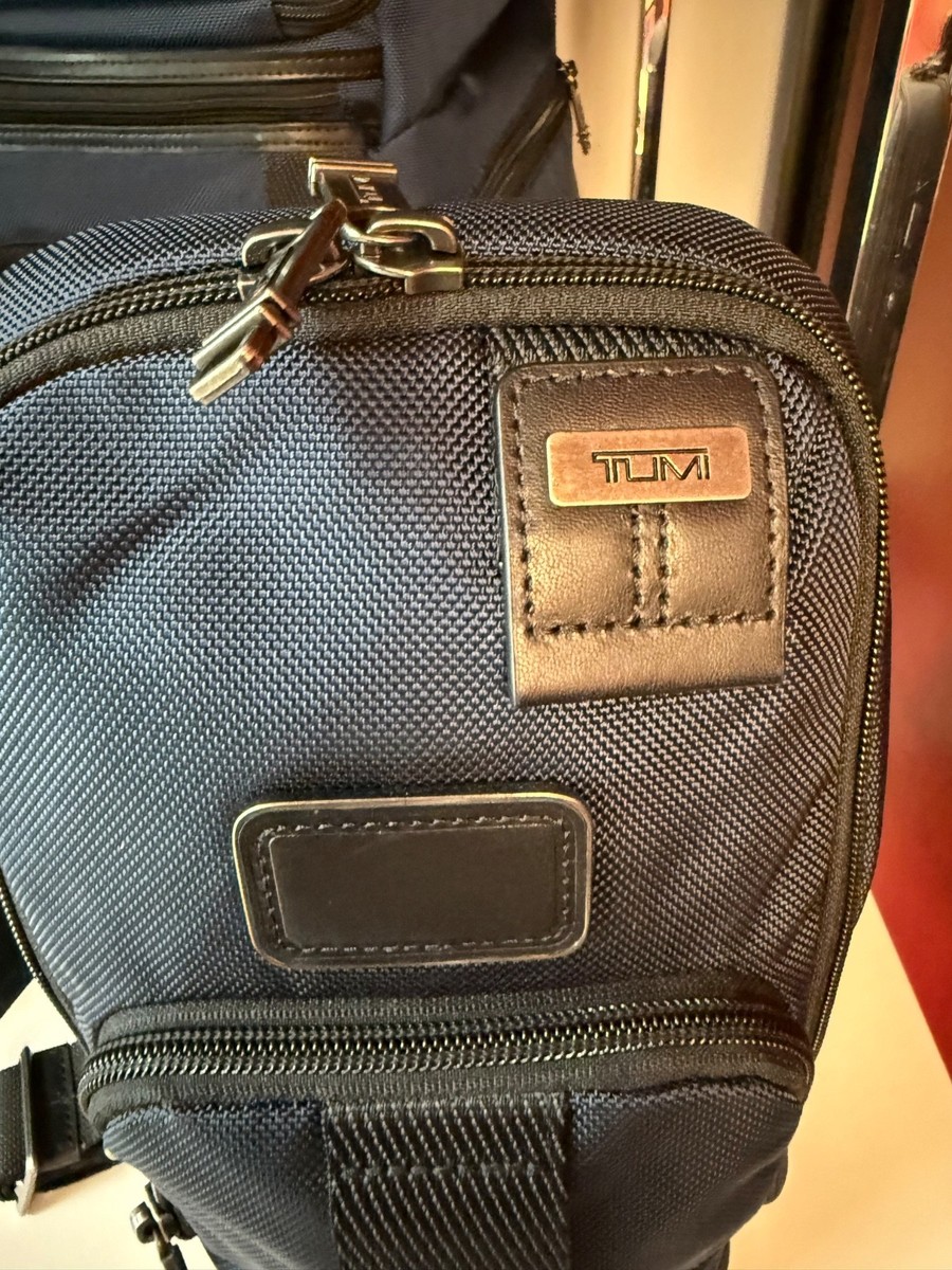 Tumi FIFE SLIM SLING BAG NAVY for sale online | eBay