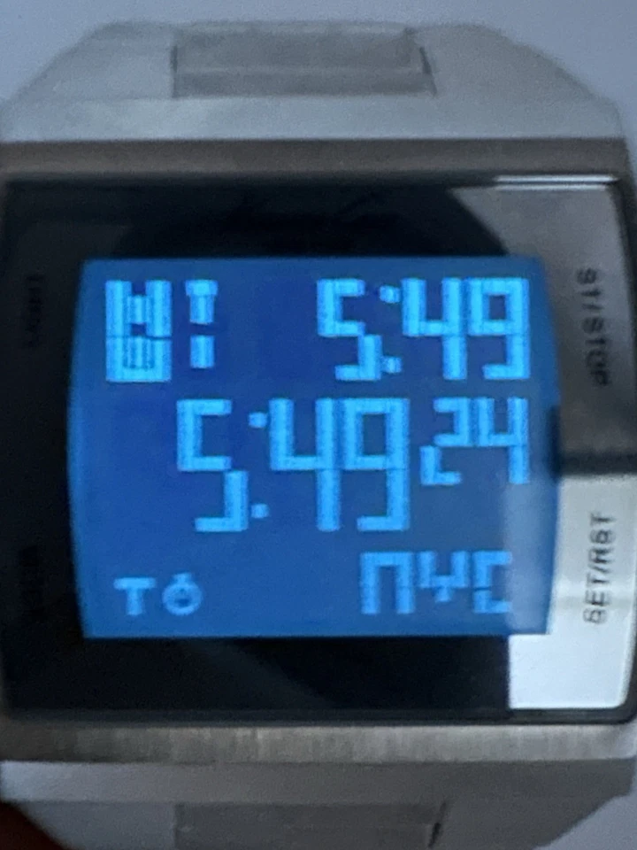 Kenneth Cole KC3911 Reloj Digital Hombre Batería Nueva 42MM 8.25" N53 Foto 2 de 4