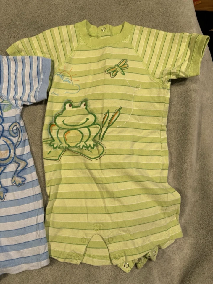 Usado en Excelente Condición Juego De 3 Frijoles Saltadores Y2K 2000 Vintage 100% Algodón Bebé Niño 24 Meses Mameluco Foto 2 de 4