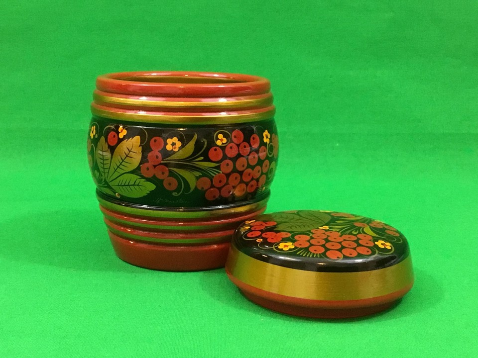 Coupe en bois D9 cm H13 cm KHOKHLOMA RUSSE peinte main laquée vernis alimentaire