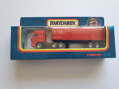 MATCHBOX CONVOY CY-25 DAF BOX TRUCK ROYAL MAIL PARCELS UNPUNCHED VNC - Picture 2 of 9