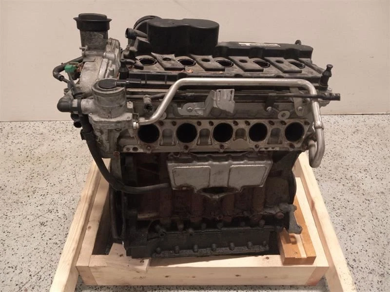 MONTAJE MOTOR TRACCIÓN DELANTERA 5CYL 101K se adapta a VOLKSWAGEN JETTA 2005-2014 Foto 2 de 4