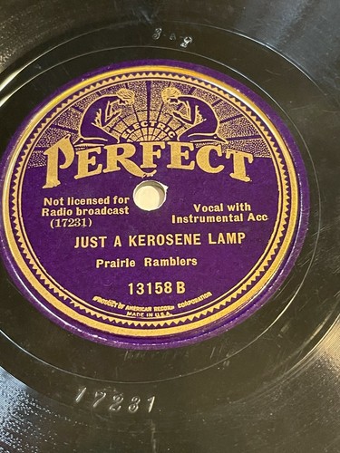 PRAIRIE RAMBLERS - JUST A KEROSENE LAMP / WHEN I GET TO OLD TO DREAM on PERFECT - Picture 4 of 6