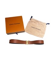 Louis Vuitton Reversible Belt In Women display picture 2