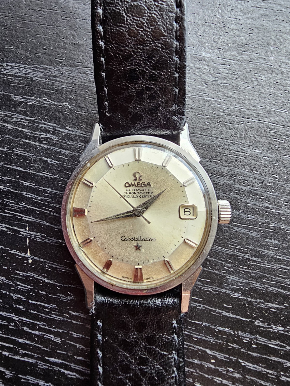 Omega Automatic Pie pan Chronometer Constellation has dog leg lugs  working good