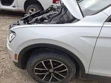 Used Starter Motor fits: 2021 Volkswagen Tiguan 2.0L Bosch manufacturer Grade B