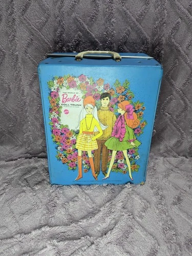 1969 Barbie Fashion Doll Case
