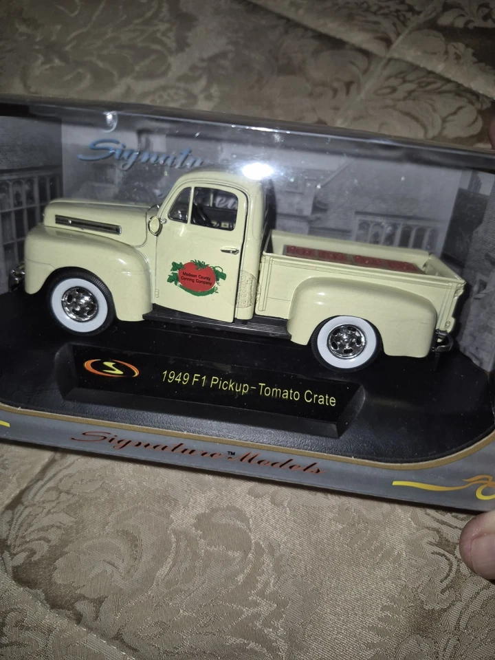 1949 FORD F1 DIECAST PICK UP TRUCK, 1:32 SCALE - Image 2 of 4