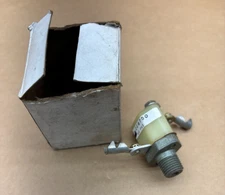 Bendix 228750 Low Air Pressure Switch Indicator Air Brake Double Terminal 60 PSI