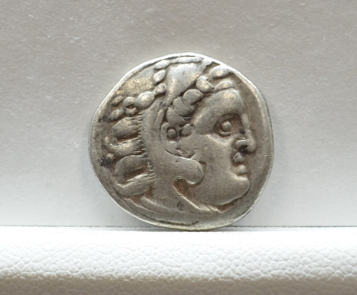 Antigonos I Drachm in the name of Alexander III, 310-301 BC