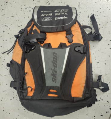 Ski-Doo Tunnel Backpack with LinQ Soft Strap - 28 L Orange Ski-Doo Tunnel Backpack with LinQ Soft Strap - 28 L Orange