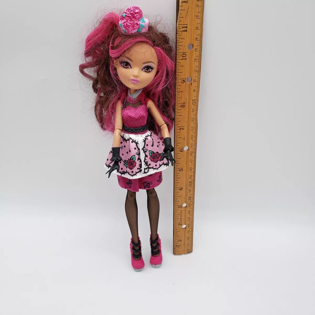 Boneca Ever After High Hat-Tastic Briar Beauty