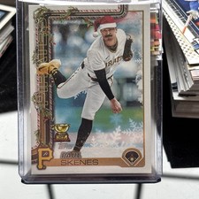 2025 Topps Holiday - Holiday Variation Paul Skenes #H70