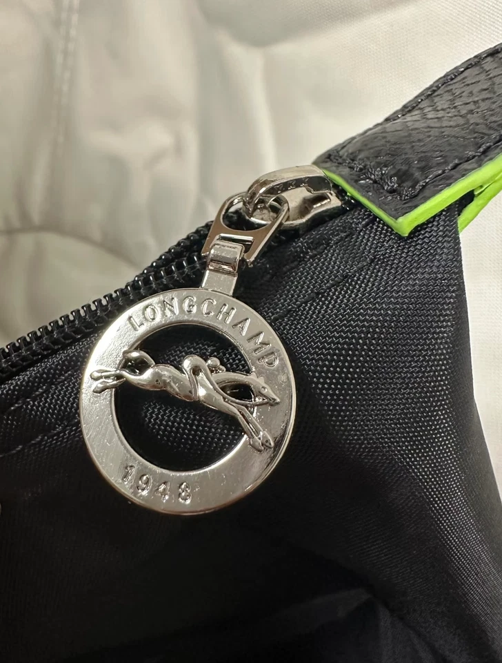 Longchamp Le Pliage Black Medium - Image 4 of 4