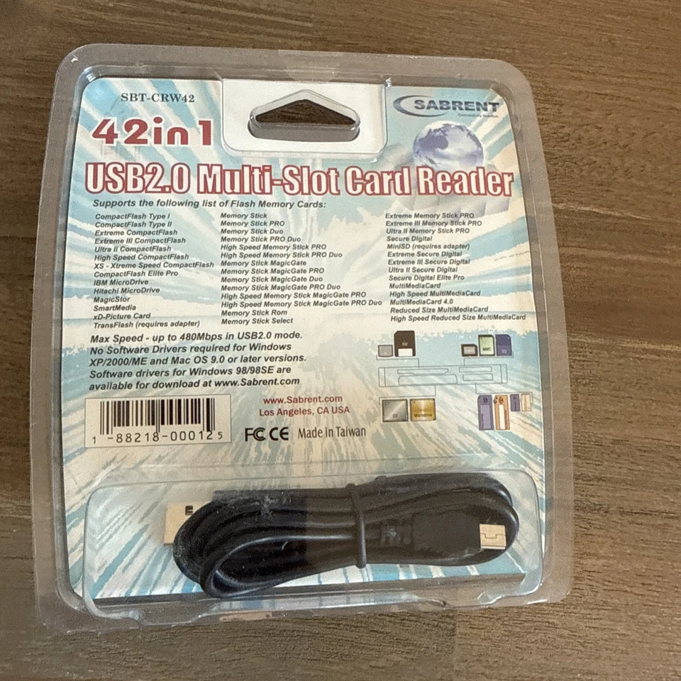 SABRENT 42-In-1 USB 2.0 Multi-Slot Card Reader New In Package SBT-CRW42 - Image 4 of 4
