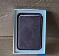 Apple iPhone FineWoven Wallet with MagSafe - Blackberry