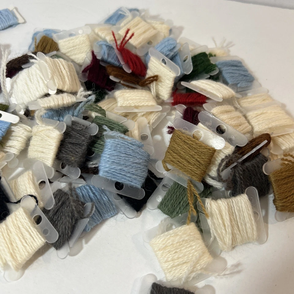 Embroidery Floss Thread  Partial/Full Carded Skeins 138 Thread & 75 Yarn, 1 Gold - Image 3 of 4