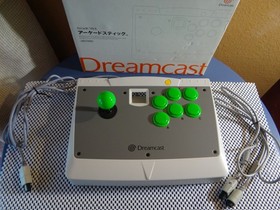 Sega Dreamcast/Arcade Stick HKT-7300 Ultimate Bundle  lot of 9